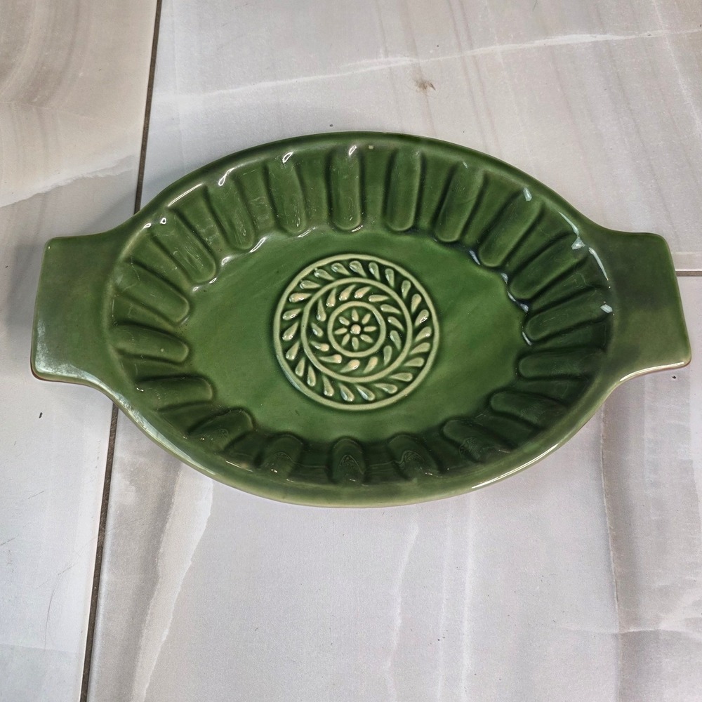 Savinio Designs Green Stoneware Oval Baking Medallion Casserole Pan 10.5in S4 - Picture 2 of 16